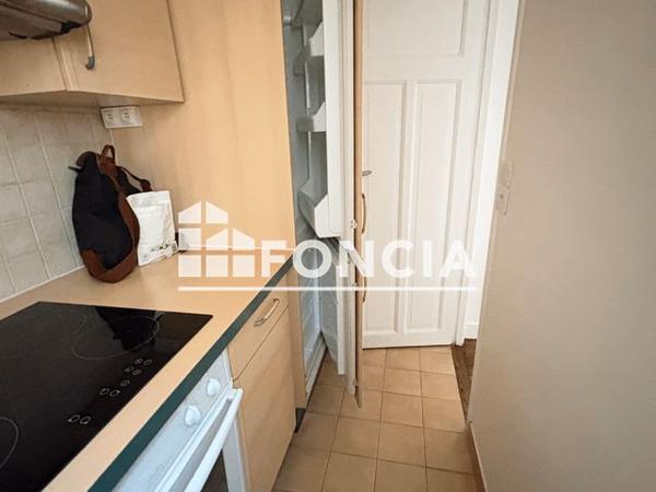 Location Appartement 2 pièces 36.35 m² - 68 RUE BRANCION Paris 75015