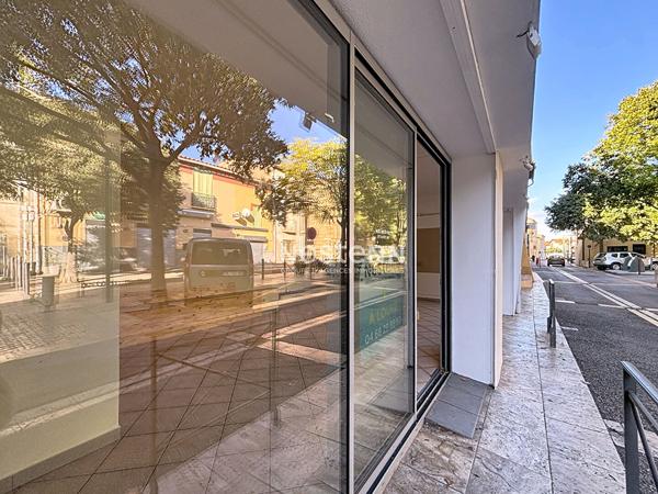Local commercial à louer au coeur du village de Toulouges - Idéal pour votre activité