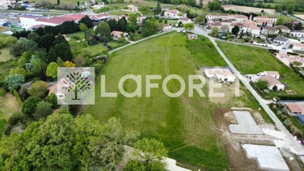 Achat terrain près de NERAC - 1243 m² - 44 800 €