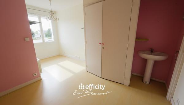 Maison
         8 pièces
        - 225 m² Bien prestige