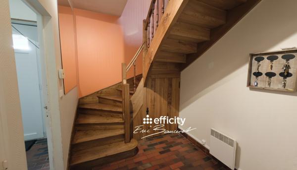 Maison
         8 pièces
        - 225 m² Bien prestige