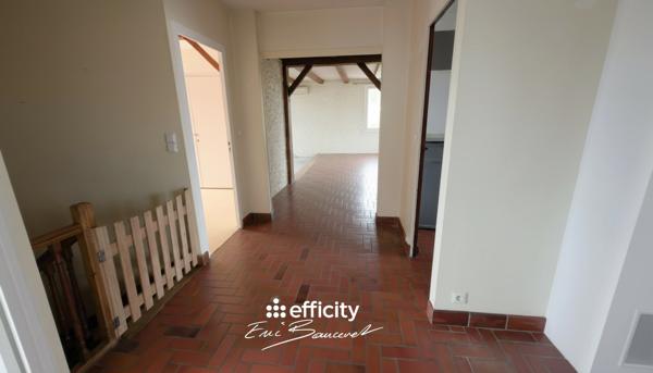 Maison
         8 pièces
        - 225 m² Bien prestige