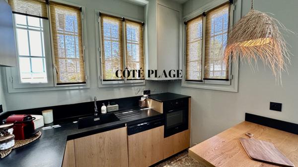 Royan (17200) VILLA ROYAN PLAGE DU CHAY AU PRIX DE 895 000 € HAI