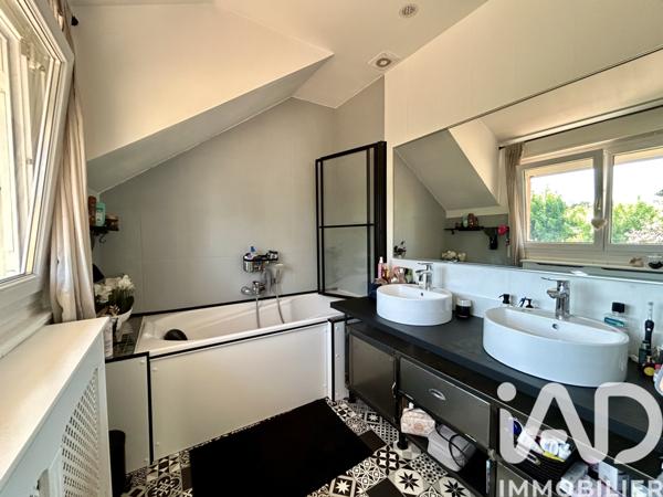 Maison à vendre 7 pièces 206 m² Herblay-sur-Seine