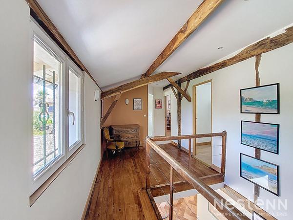 A Vendre Maison de ville en pierre avec deux chambres, terrasse et jardin au centre d Eauze