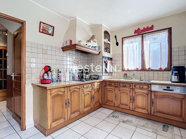 MAISON RILLIEUX LA PAPE SECTEUR VANCIA AVEC JARDIN 3 CHAMBRES AU CALME PROCHE ECOLE ET  TRANSPORTS