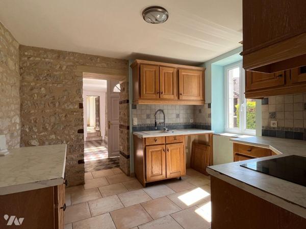 MAISON A VENDRE A MERREY SUR ARCE (10110). Dans le village de MERREY SUR ARCE (10110), à 5 minu...