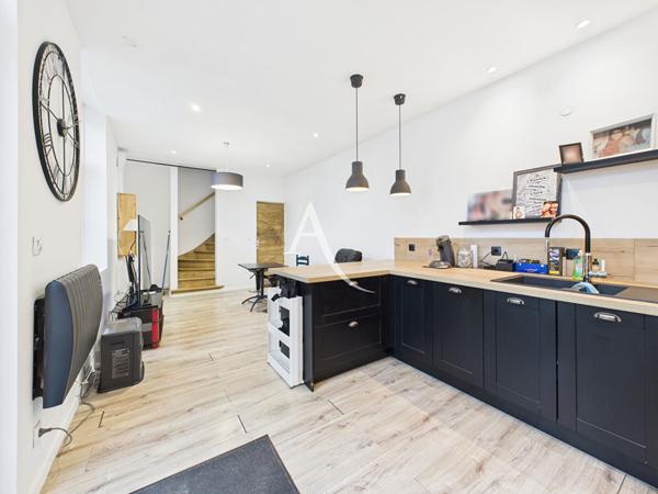 Appartement type maison 3 chambres, terrasse et parking -Quartier Descat, Tourcoing 4 pièce(s) 70.30 m2