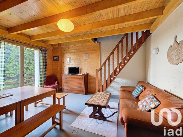 Appartement 2 pièces de 44 m² à Besse-et-Saint-Anastaise (63610)