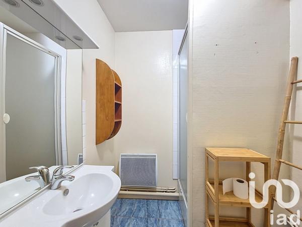 Appartement 2 pièces de 44 m² à Besse-et-Saint-Anastaise (63610)