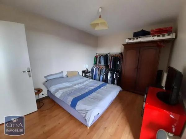 Appartement à louer 2 pièces 50.85m² Cholet (49300)
