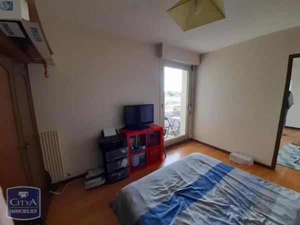 Appartement à louer 2 pièces 50.85m² Cholet (49300)