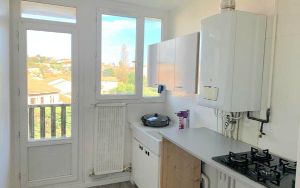 Appartement à louer    2 pièces •  Corbas