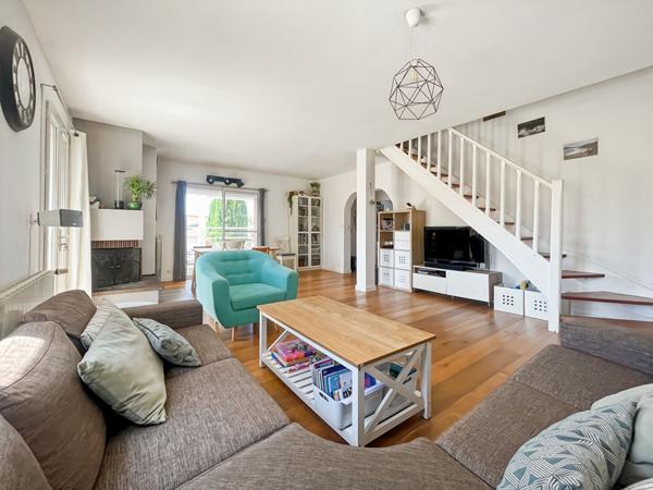 Maison Ensues La Redonne 8 pièce(s) 168 m2