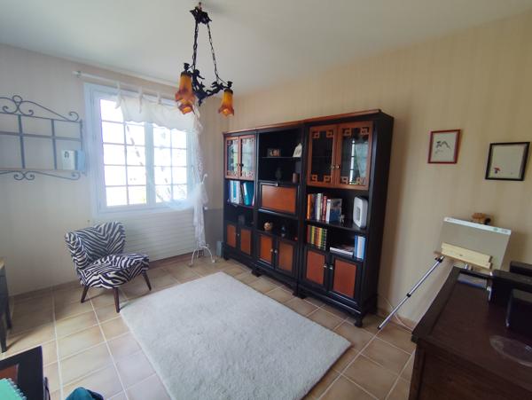 Maison
         7 pièces
        - 158 m² 324 000 € *