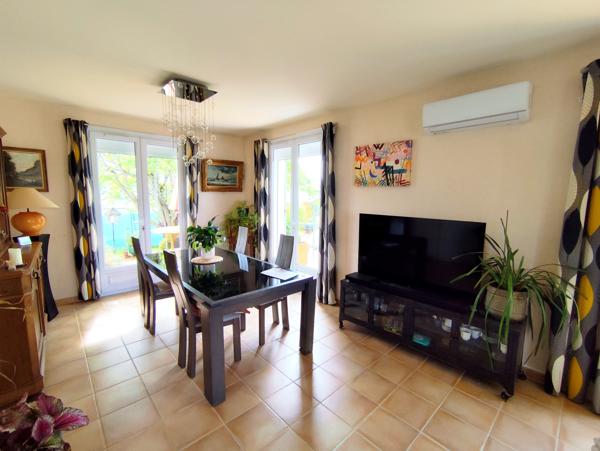 Maison
         7 pièces
        - 158 m² 324 000 € *