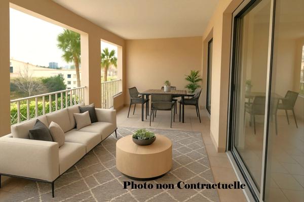 AGDE – 86 m² – Ascenseur – Suite parentale – Terrasses – Stationnement Appartement traversant avec ascenseur, climatisation, terrasses et suite parentale, dans une résidence sereine et verdoyante en i