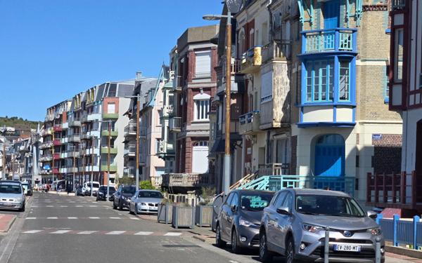 Appartement à vendre    3 pièces • 77,10 m2 Mers-les-Bains