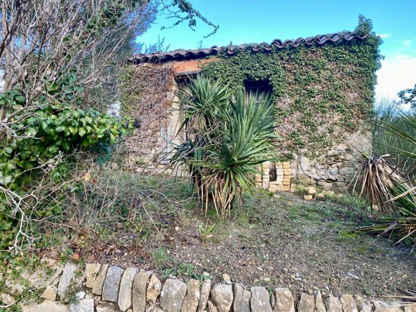 Maison à vendre    6 pièces •  Le Beausset