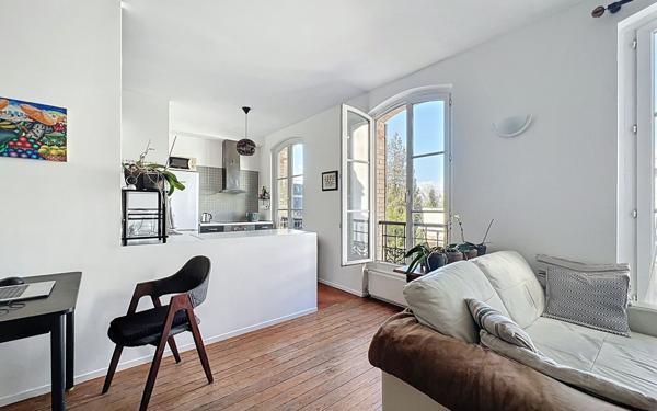 Appartement à vendre    3 pièces • 62,50 m2 Maisons-Alfort