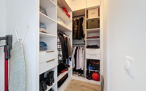 Appartement à vendre    3 pièces • 62,50 m2 Maisons-Alfort