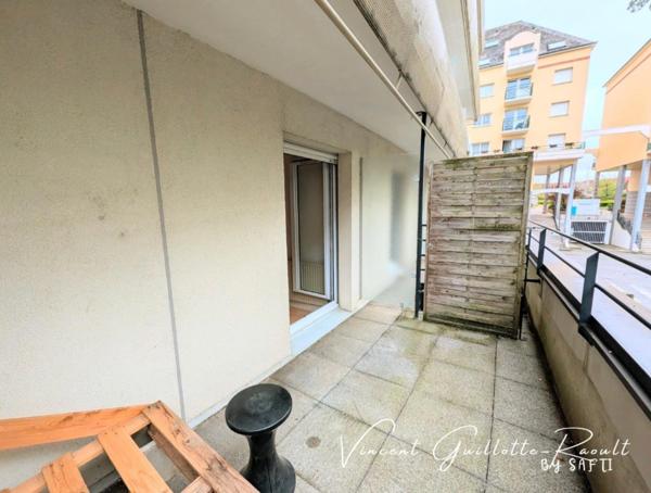 Studio lumineux avec terrasse et parking – Quartier St Hélier, proche gare