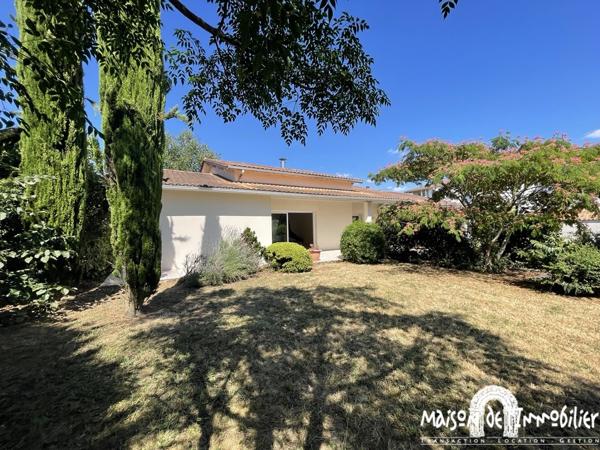 Vente Maison d'architecte - 4 pièces - 116m² - Parc de 1000m² - COGNAC