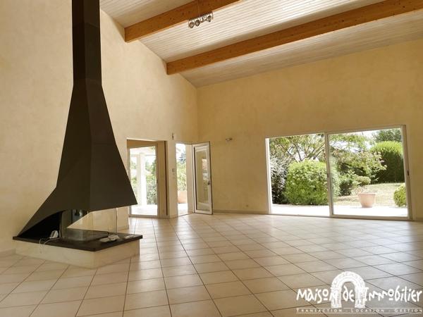 Vente Maison d'architecte - 4 pièces - 116m² - Parc de 1000m² - COGNAC