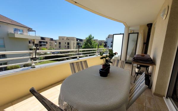 Appartement à vendre    3 pièces • 98 m2 Ferney-Voltaire