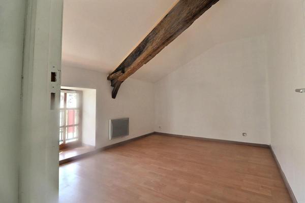 Thueyts, appartement 90m²