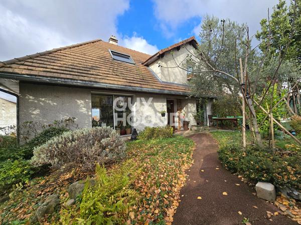 Pavillon familial au calme du Coteau