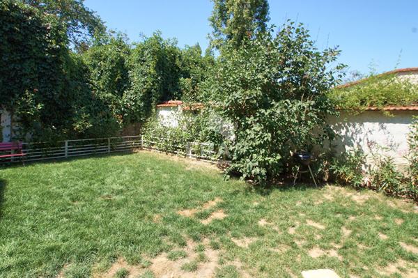 Maison  à louer Marcilly D Azergues 5 pièce(s) 110m2 avec jardin