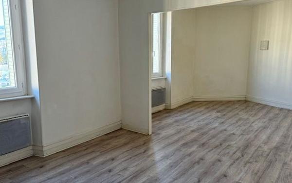 Appartement à louer    1 pièce • 33 m2 Mazamet