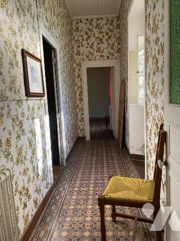 ST HILAIRE DE RIEZ, propriété de presque 6ha, maison de 214m² env. et dépendances, 2 puits !