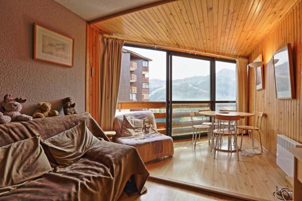 Dpt Alpes Maritimes (06), à vendre ISOLA 2000 Hameau T1 de 29 m² au pied des pistes