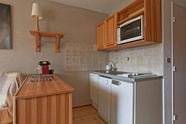 Dpt Alpes Maritimes (06), à vendre ISOLA 2000 Hameau T1 de 29 m² au pied des pistes