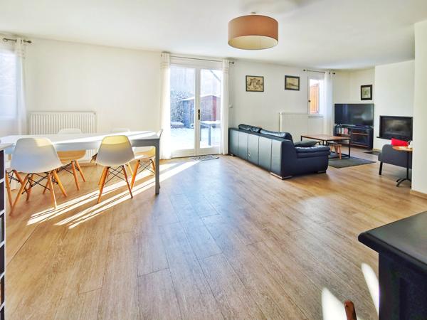 Magny-les-Hameaux (78114) Maison 7-9P en excel. état, sur 600m², avec ss-sol total.