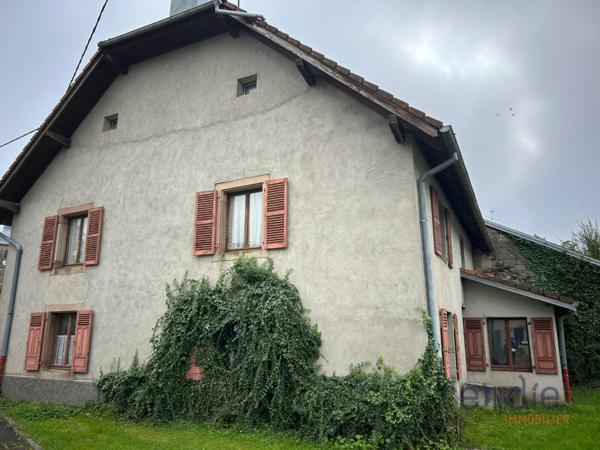 Ancienne ferme à rénover – Gros potentiel au cœur de Buc (Territoire de Belfort)