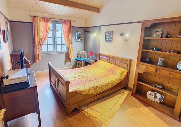 Maison de Plain-pied 6 Pièces 198 m²