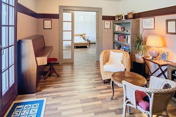 Maison de Plain-pied 6 Pièces 198 m²