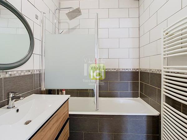 Maison Cholet 5 pièce(s) 104.56 m2