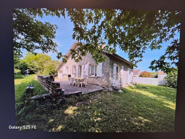 Maison Montussan 3 pièce(s) 79 m2 sur terrain 1268 M² piscinable