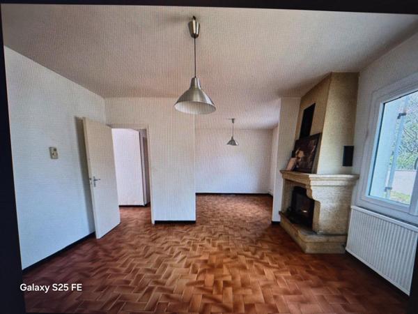 Maison Montussan 3 pièce(s) 79 m2 sur terrain 1268 M² piscinable