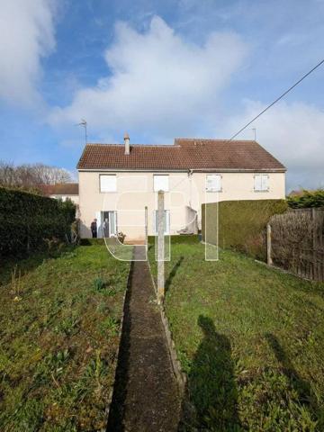 Maison à vendre 90 m², 3 chambres à Loudun