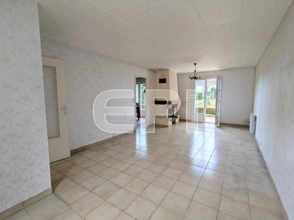 Maison à vendre 90 m², 3 chambres à Loudun