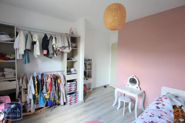 Maison à louer 4 pièces 80.04m² Le May-sur-Èvre (49122)