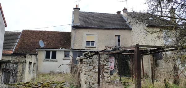 Dormans (51700) MAISON AVEC GARAGE ET JARDIN A RENOVER