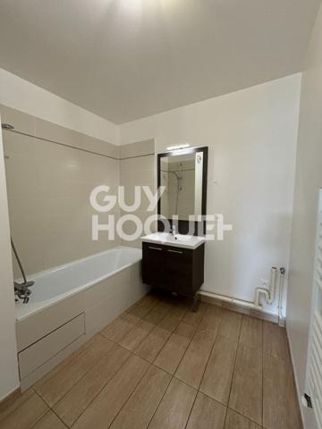 PROCHE GARE RER/MARE HUGUET