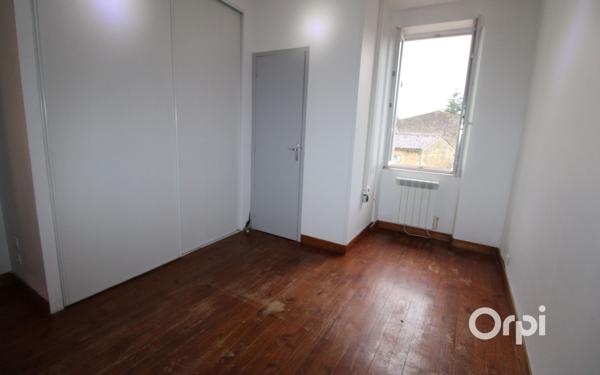 Maison à louer    2 pièces •  Nancras