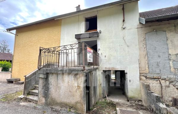 Maison de village en pierre 100 m2 à rénover